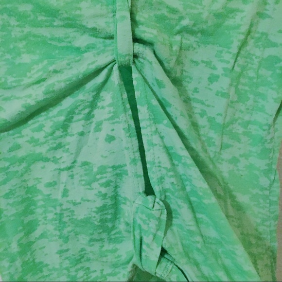 Charlotte Russe Neon Green Shirt Knotted - Picture 3 of 5